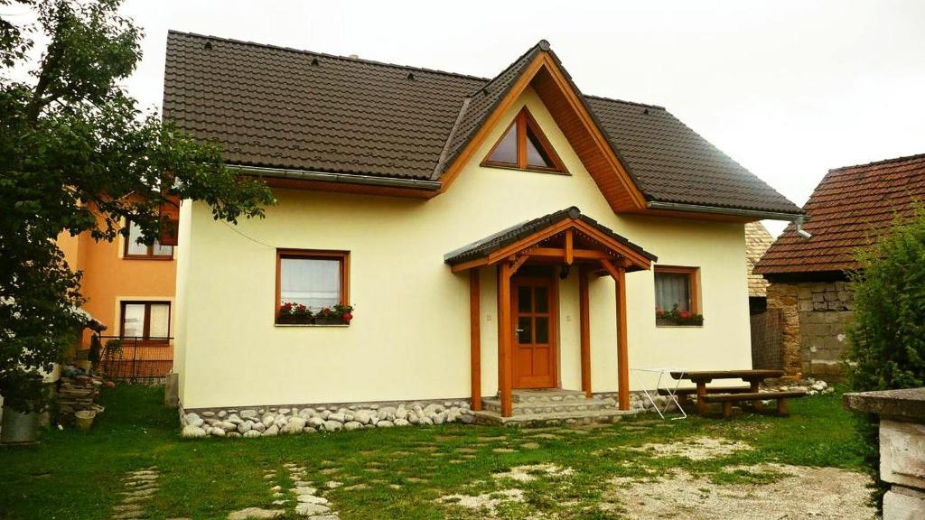 Chalupa Baran Bešeňová Cameră foto